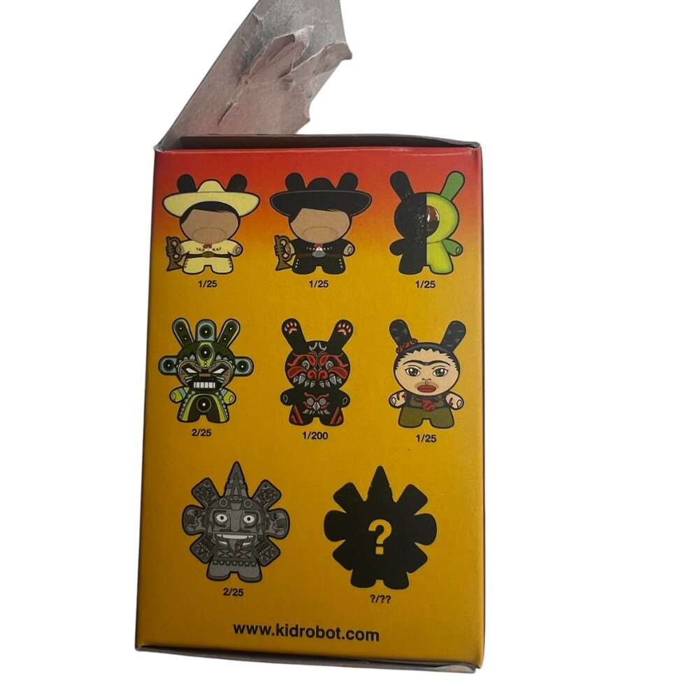 Kidrobot Gold Calendario Azteca Chase Dunny from Azteca II by The Beast Brothers - Picture 6 of 8